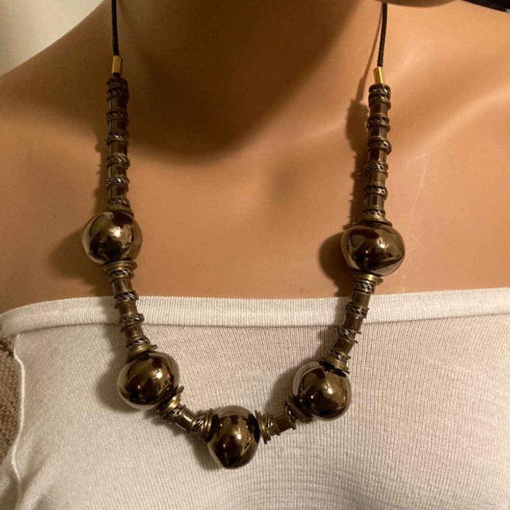 Large chunky Gun metal beaded 3 tone metal hardware necklace